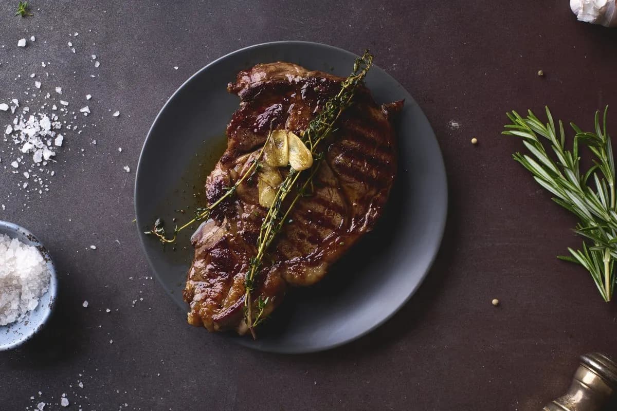 Ile gotuje się wołowina? Poznaj sekrety idealnego gotowania Ile gotuje się wołowina? Poznaj sekrety idealnego gotowania