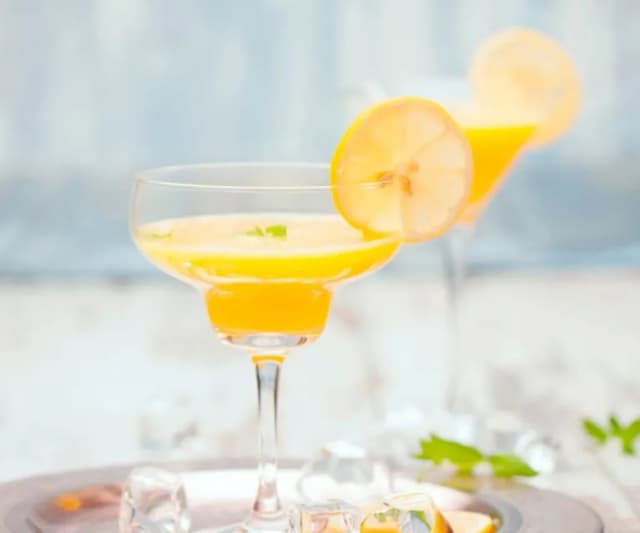 Lubelska mango drink – idealne przepisy na orzeźwiające koktajle Lubelska mango drink – idealne przepisy na orzeźwiające koktajle