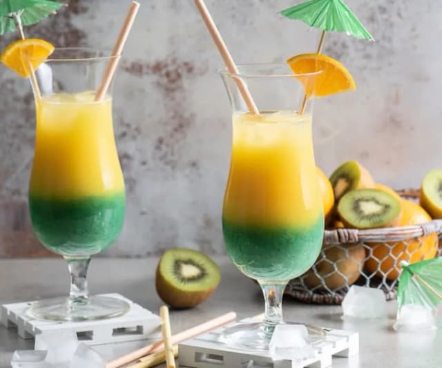 Pyszne drinki z kiwi, które zachwycą Twoje podniebienie i orzeźwią Pyszne drinki z kiwi, które zachwycą Twoje podniebienie i orzeźwią