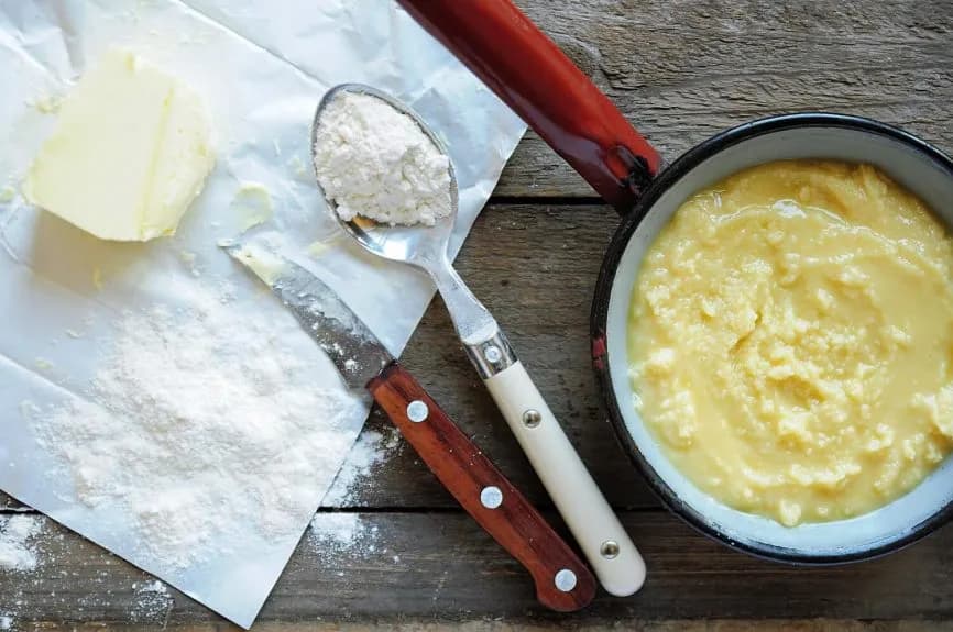 Jak zrobić zasmażkę do zupy, aby uniknąć grudek i poprawić smak Jak zrobić zasmażkę do zupy, aby uniknąć grudek i poprawić smak