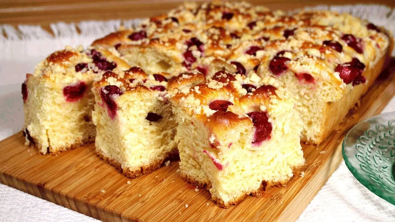 Pyszne ciasto drożdżowe z kruszonką - sprawdzone przepisy Joli Pyszne ciasto drożdżowe z kruszonką - sprawdzone przepisy Joli