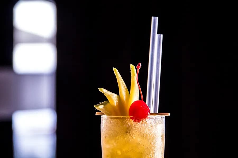 Pyszne drinki z wódką mango, które zachwycą Twoich gości Pyszne drinki z wódką mango, które zachwycą Twoich gości