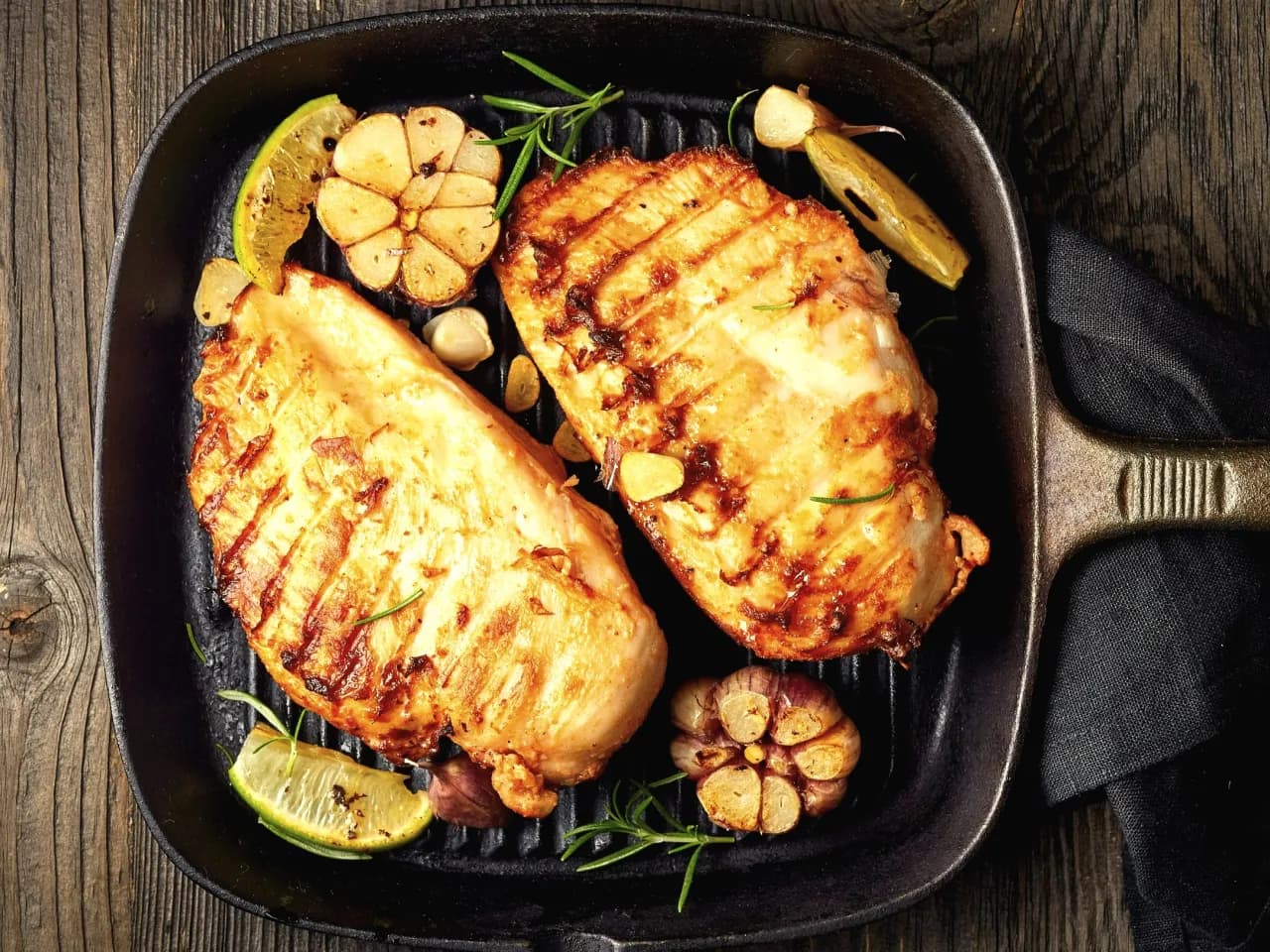 Filet z kurczaka jak z restauracji - sekrety idealnego smaku w domu Filet z kurczaka jak z restauracji - sekrety idealnego smaku w domu