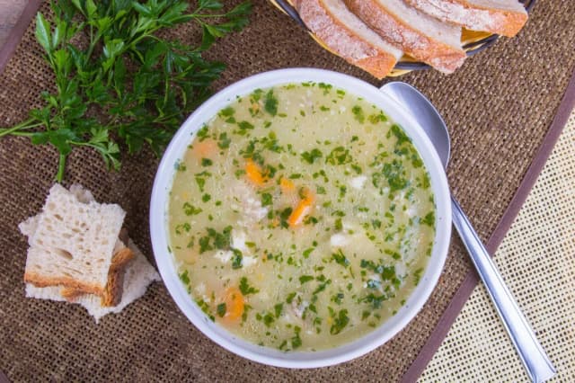 Jak zrobić zupę krupnik - prosty przepis na pyszną zupę domową Jak zrobić zupę krupnik - prosty przepis na pyszną zupę domową