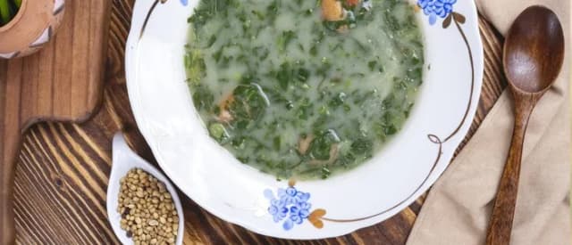 Czy zupa szczawiowa jest zdrowa? Poznaj jej korzyści i zagrożenia Czy zupa szczawiowa jest zdrowa? Poznaj jej korzyści i zagrożenia