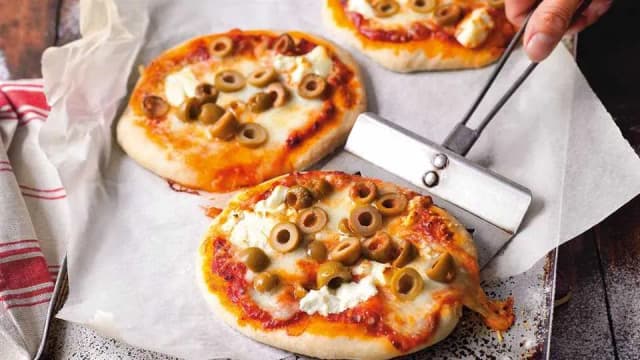 Jakie sery do pizzy 4 sery, aby uniknąć nudnych smaków? Jakie sery do pizzy 4 sery, aby uniknąć nudnych smaków?